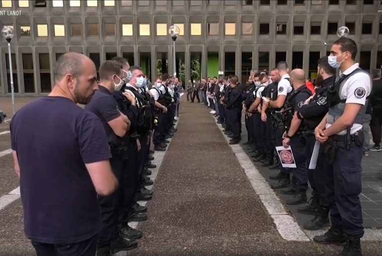 fransa polis protestosu