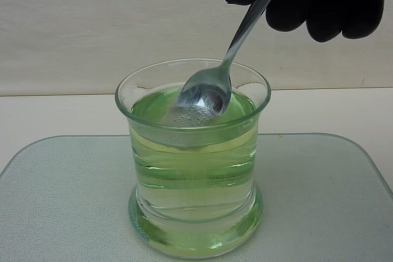 galyum-kasik-suda-erime