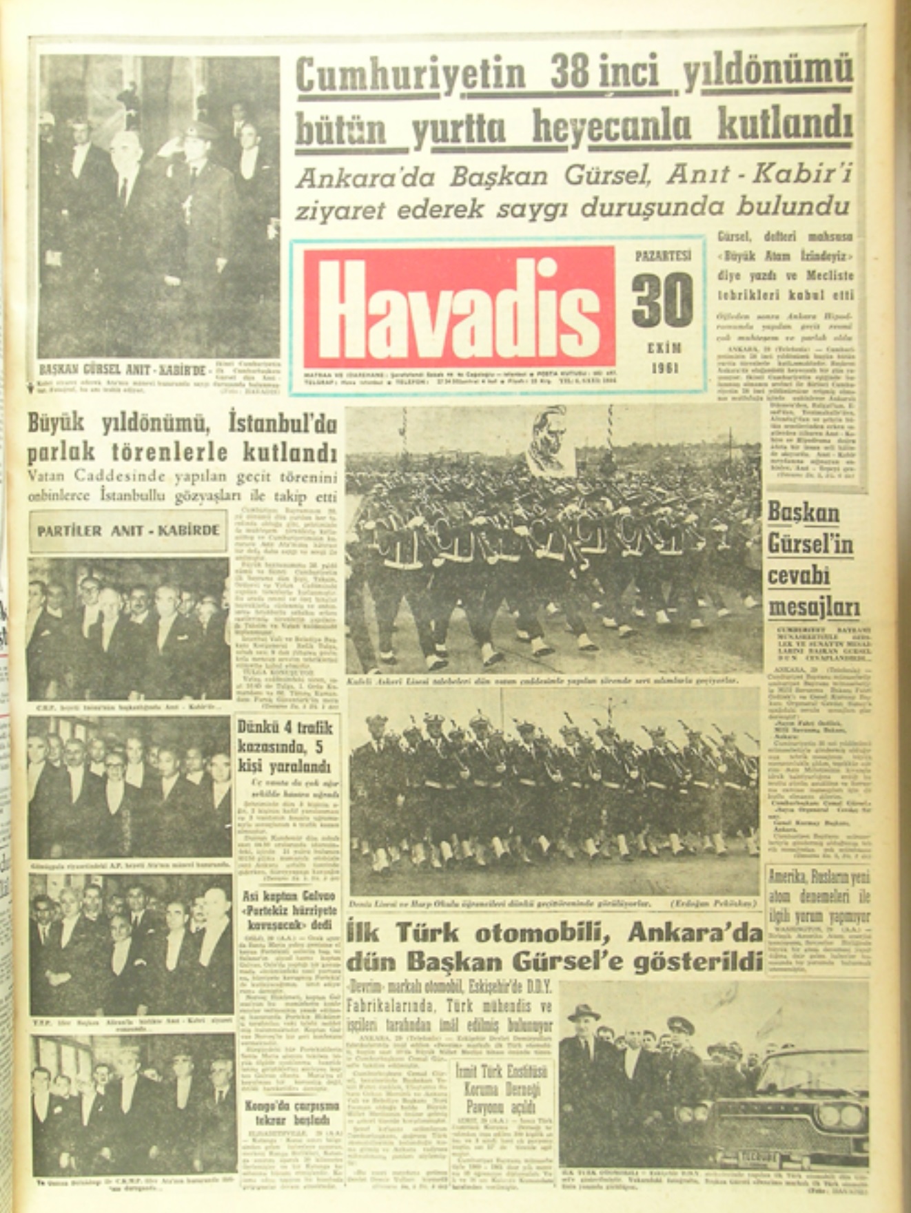 Havadis Gazetesinin 30 Ekim 1961 tarihli sayısında Devrim Arabalarının tanıtımı haberleştirilmişti