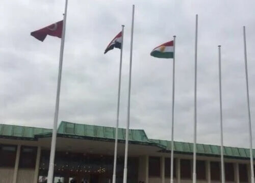 havalimani-kurdistan-bayragi