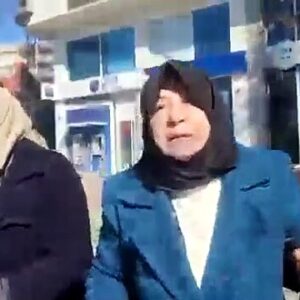 ingiliz-usagi-defol-nursel-reyhancioglu