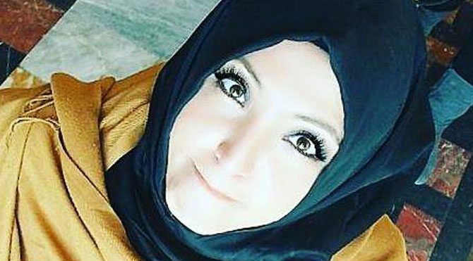 Esra Keskin adlı profilin kullandığı başörtülü kadın fotoğrafı İrem Aktaş'a aittir