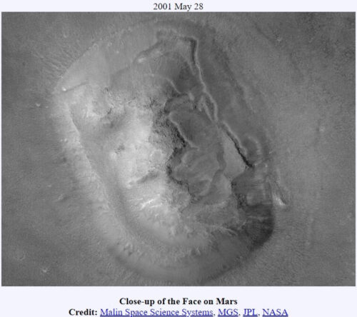 mars insan yüzü yakın çekim