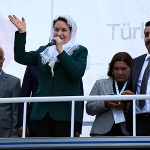 meral aksener basortusu batman