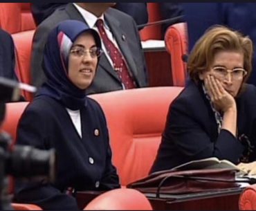 merve kavakçı nazlı ılıcak meclis