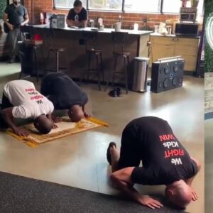 mike tyson namaz kılarken