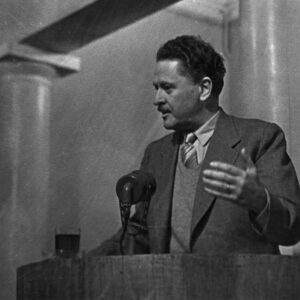 nazım hikmet konuşma yaparken