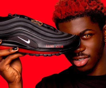 nike şeytan ayakkabısı