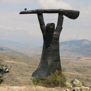 pir sultan abdal heykeli