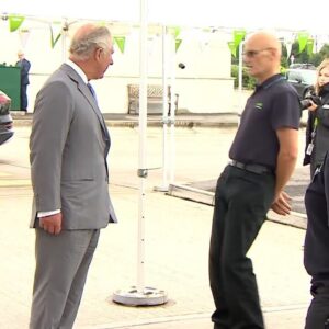 prens charles asi merkezi ziyareti