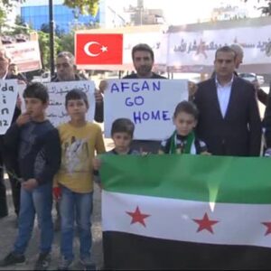 suriyeliler afgan protestosu montaj foto