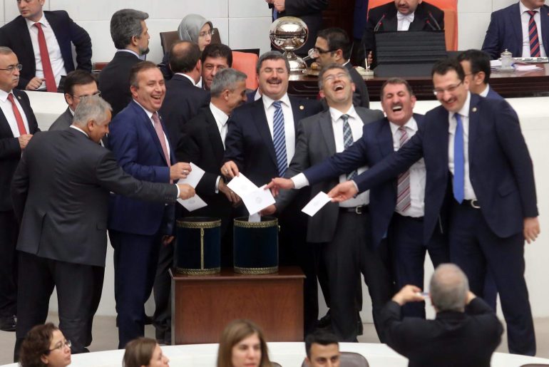 tbmm-yuce-divan-oylamasi-20-ocak-2015
