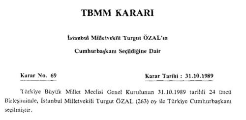 turgut-ozal-turkiye-cumhurbaskani