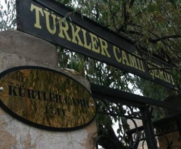 türkler camii şerifi kürtler camii