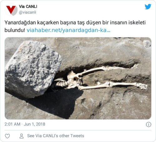 yanardağdan kaçarken başına taş düşen insan
