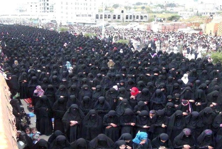 yemen kadın protesto namaz