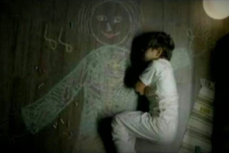 yetimin çizdiği anne figürü