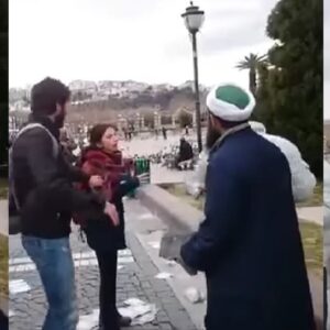 yilbasini-kutlamiyoruz-bildirisi-protestosu